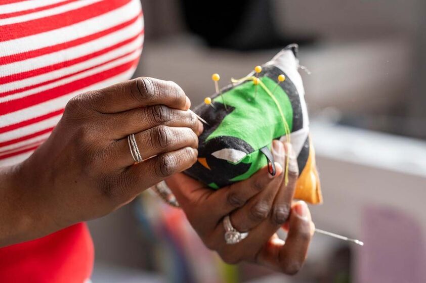 Copyofrebeccashakespearearmstrongcreditartworkscamerastudio46